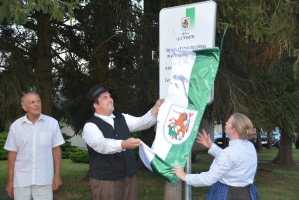 Otvoritev kanalizacije11